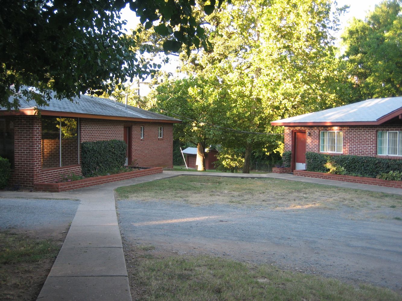 The Indian Lodge: 33700 State Highway 51, Wagoner, OK 74467